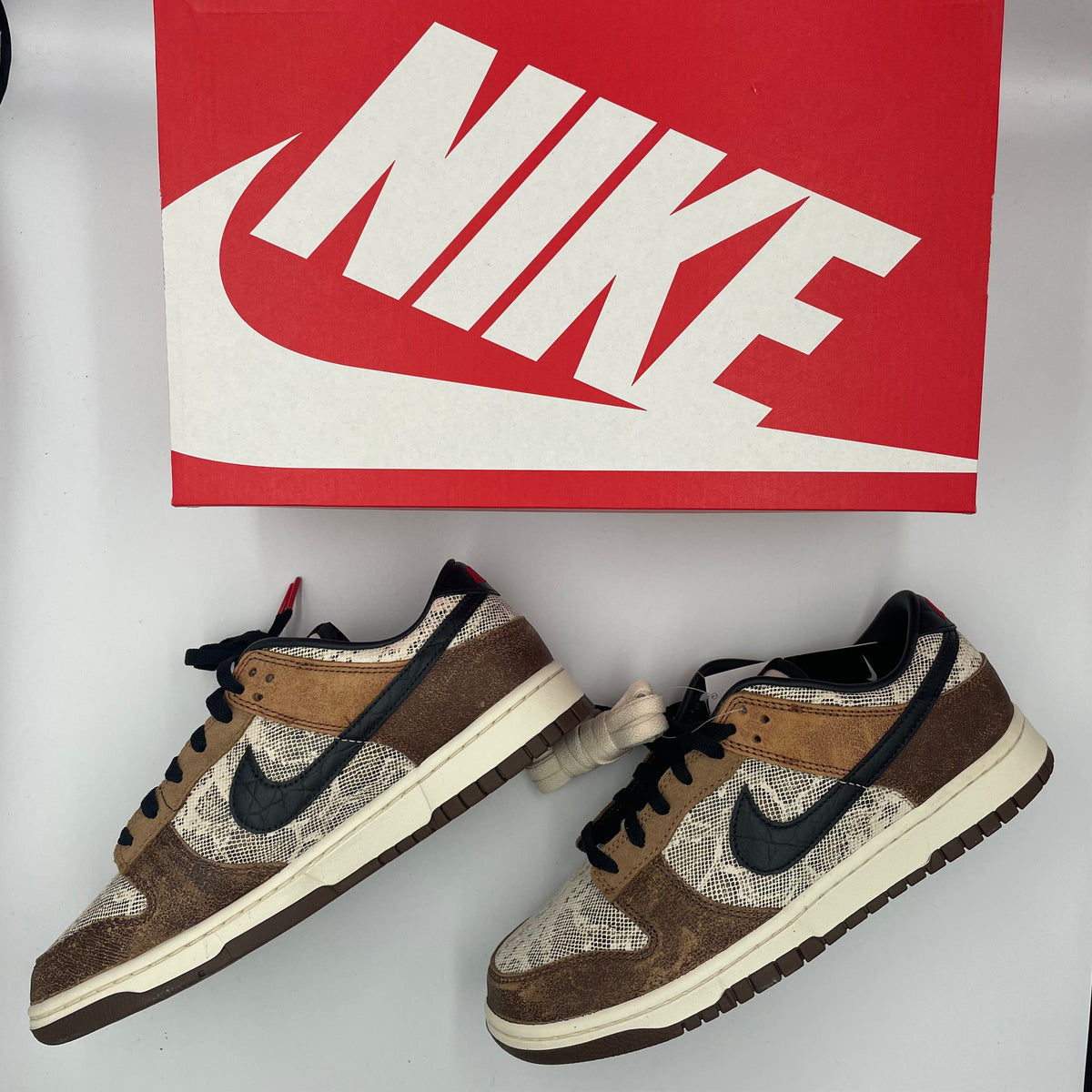 Nike Dunk Low Premium 