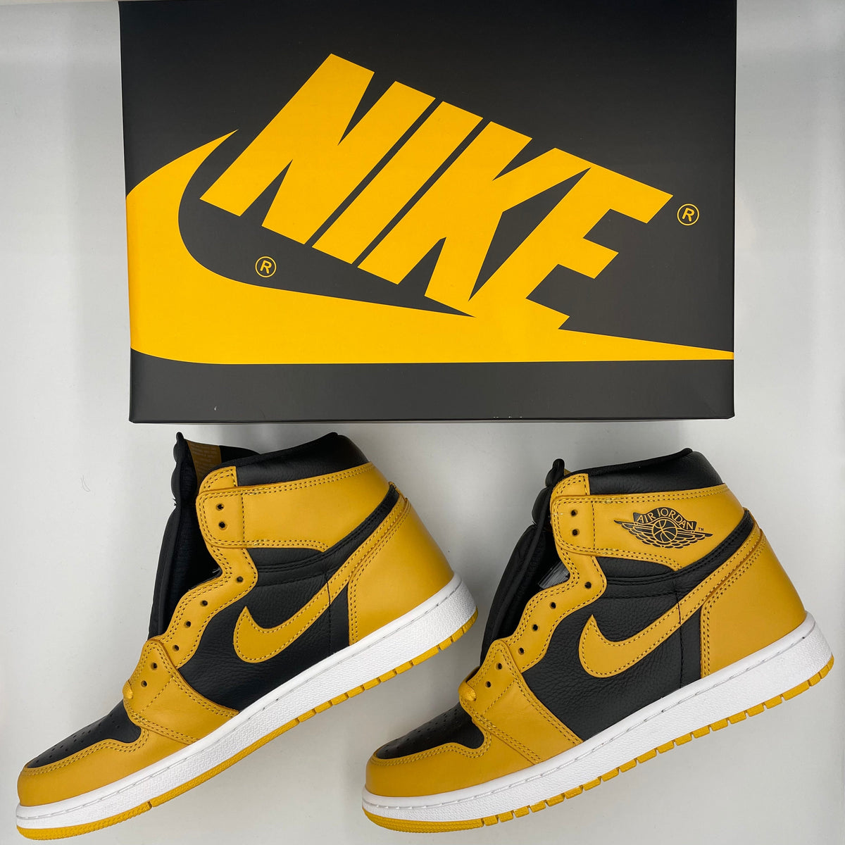 Nike Air Jordan 1 High OG Pollen 箱付き 美品 Nike Air Jordan 1 High OG 