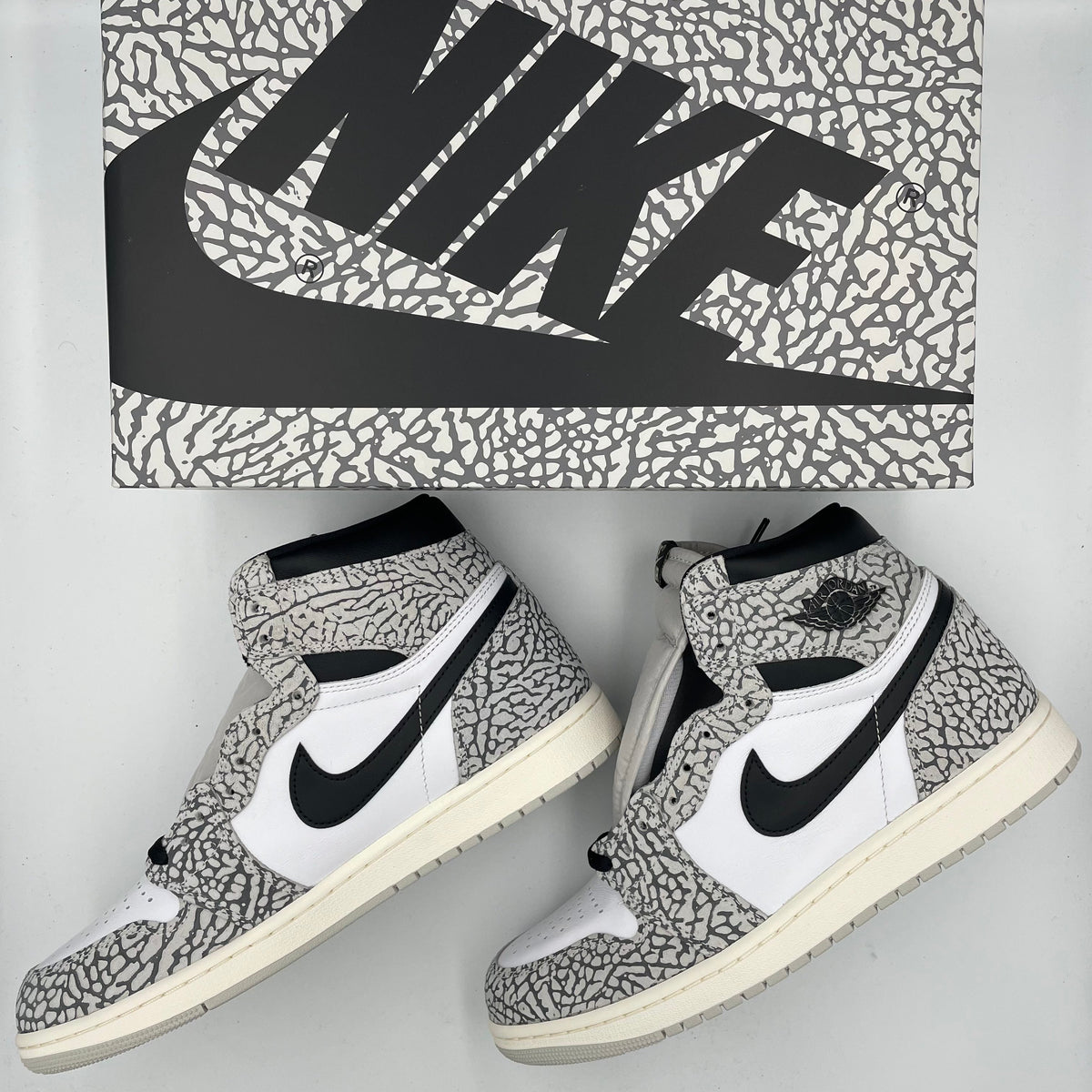 【週末値下げ】アンナチュラル　つなぎ　ホワイト　中堂 4967116472151.jpg