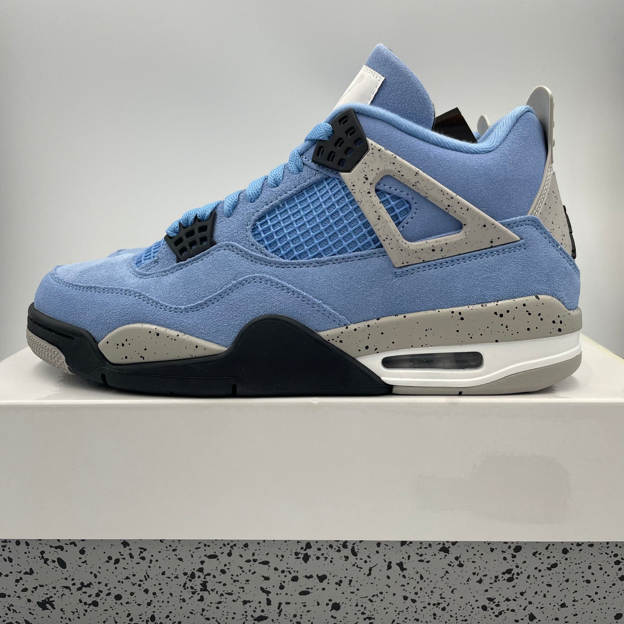 air jordan 4 retro university blue black tech grey
