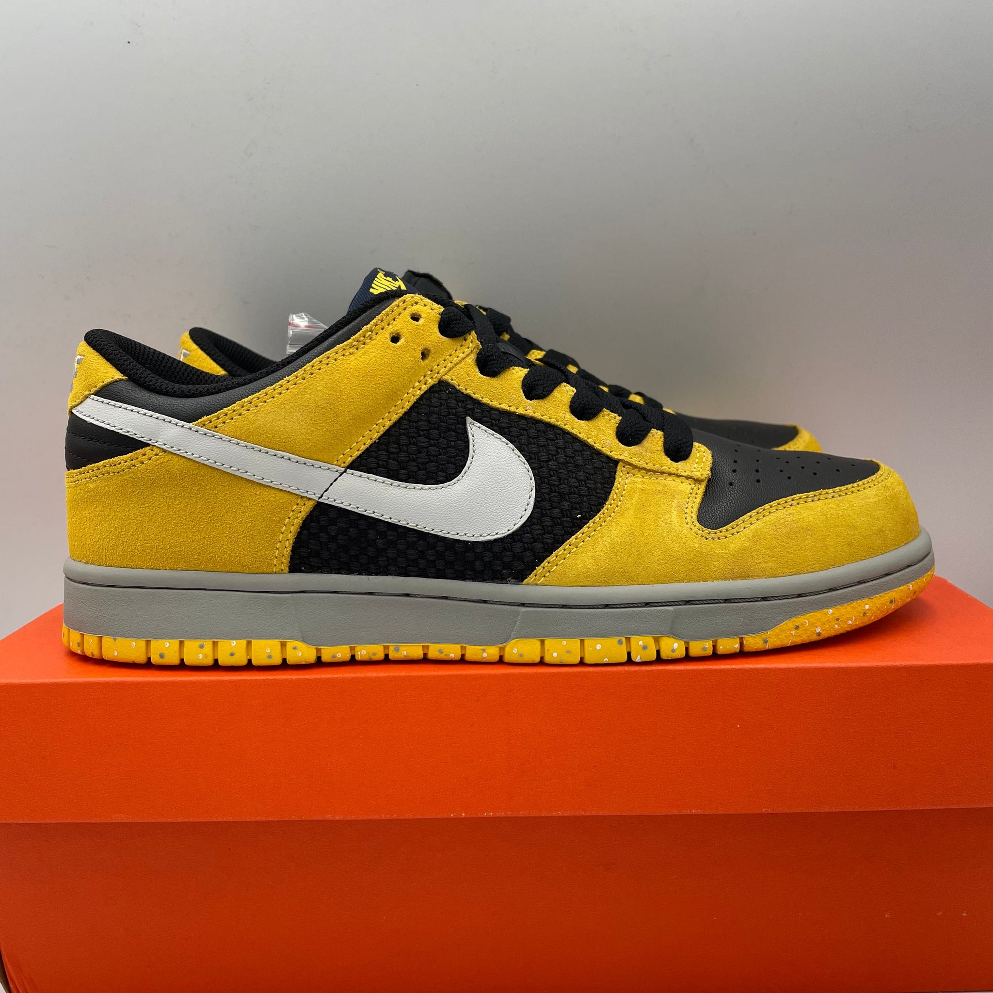 NIKE ダンク LOW Varsity Maize 17E9C481-F54F-4FB1-8827-
