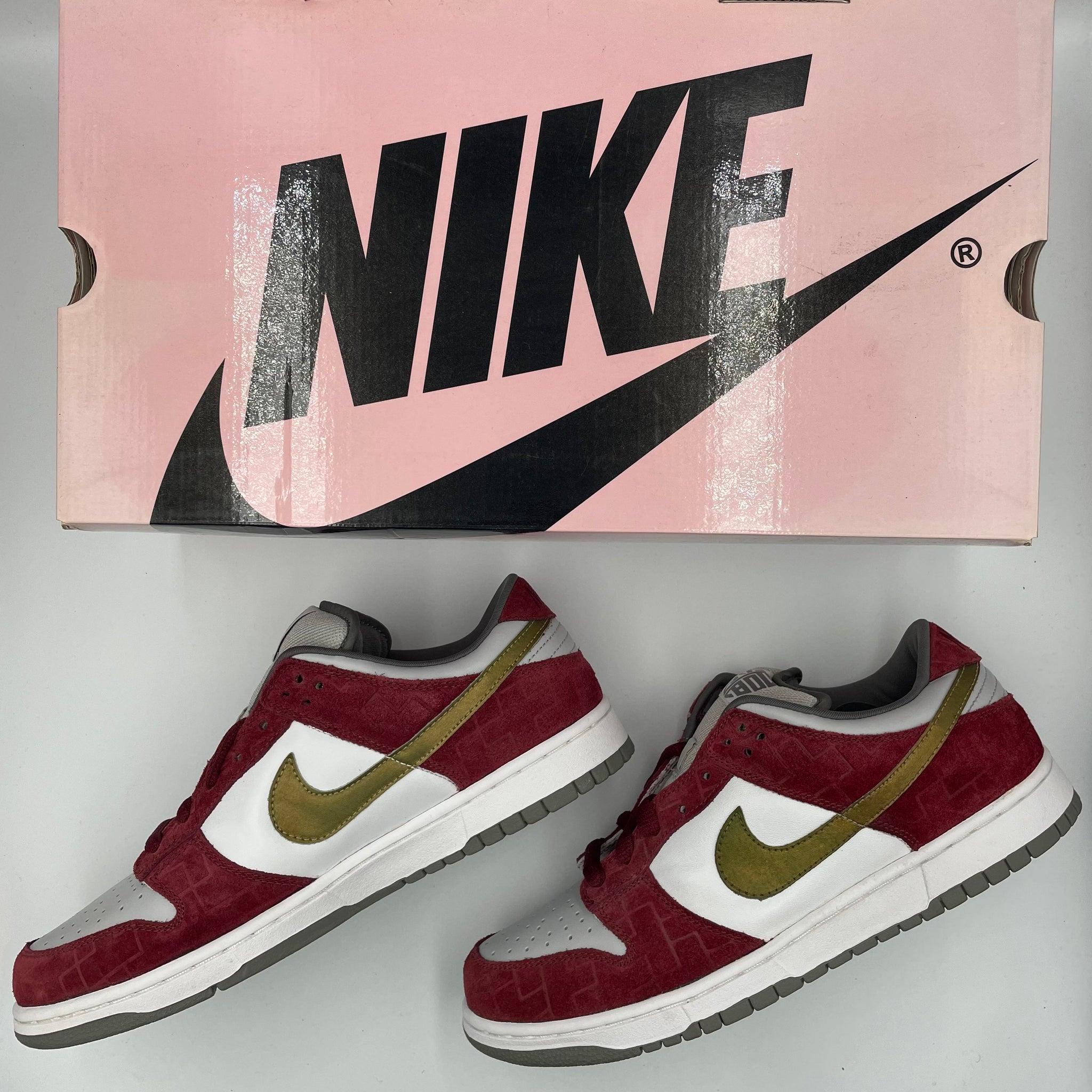 NIKE SB DUNK LOW PRO SB SHANGHAI 304292-112 – VINTAGESHOP 8055