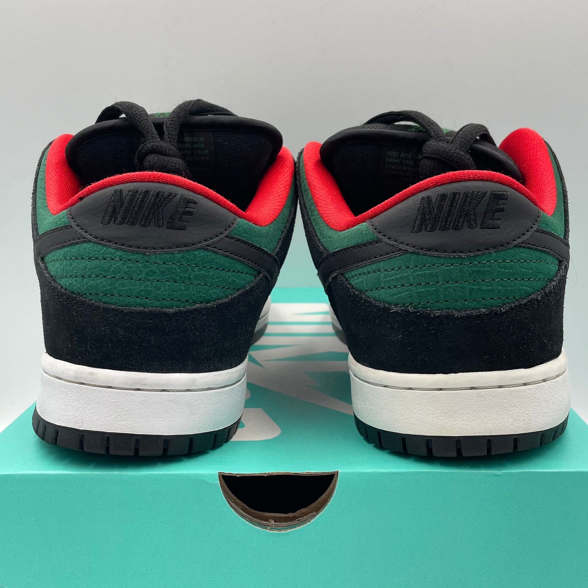 nike dunk sb low reptile gucci