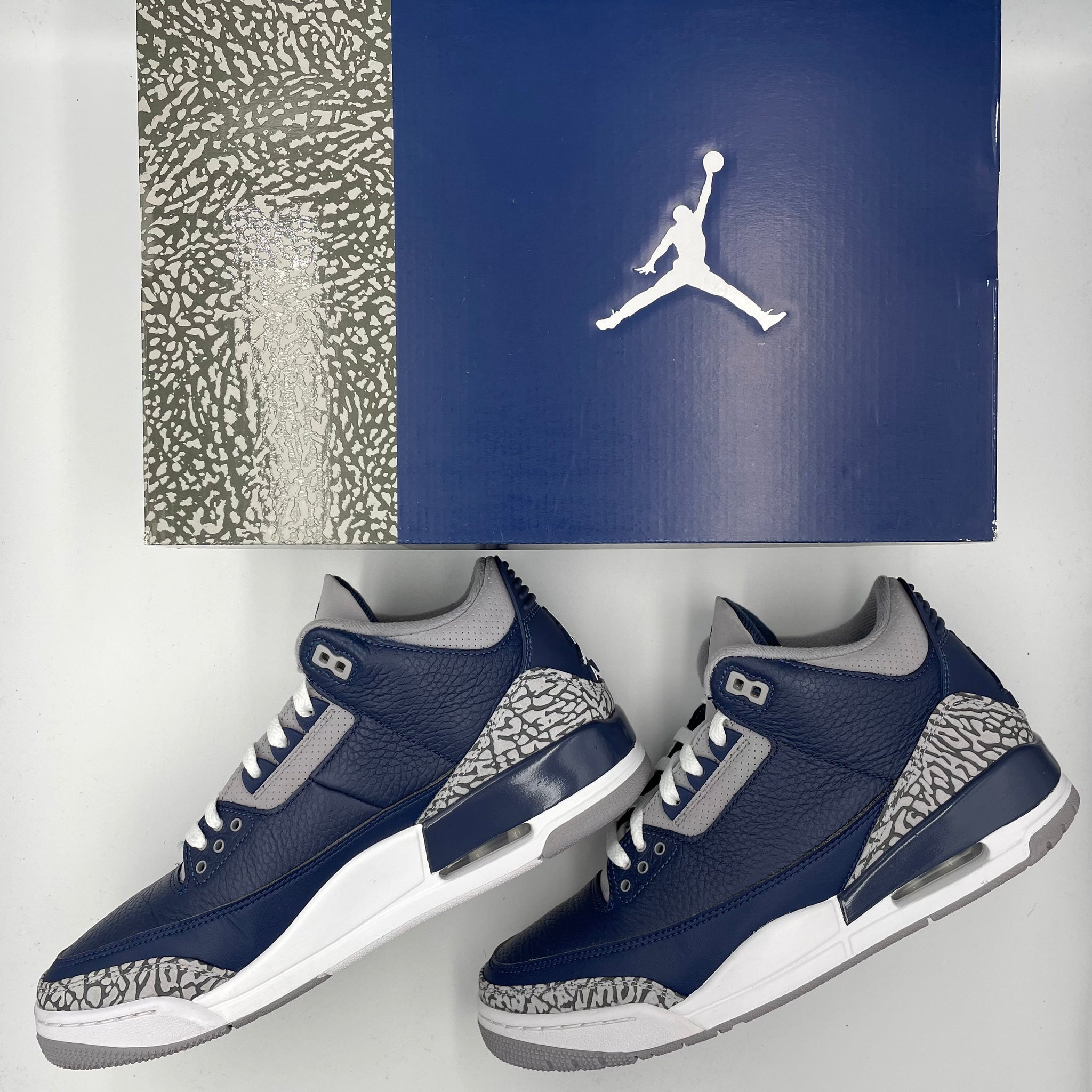 NIKE AIR JORDAN 3 