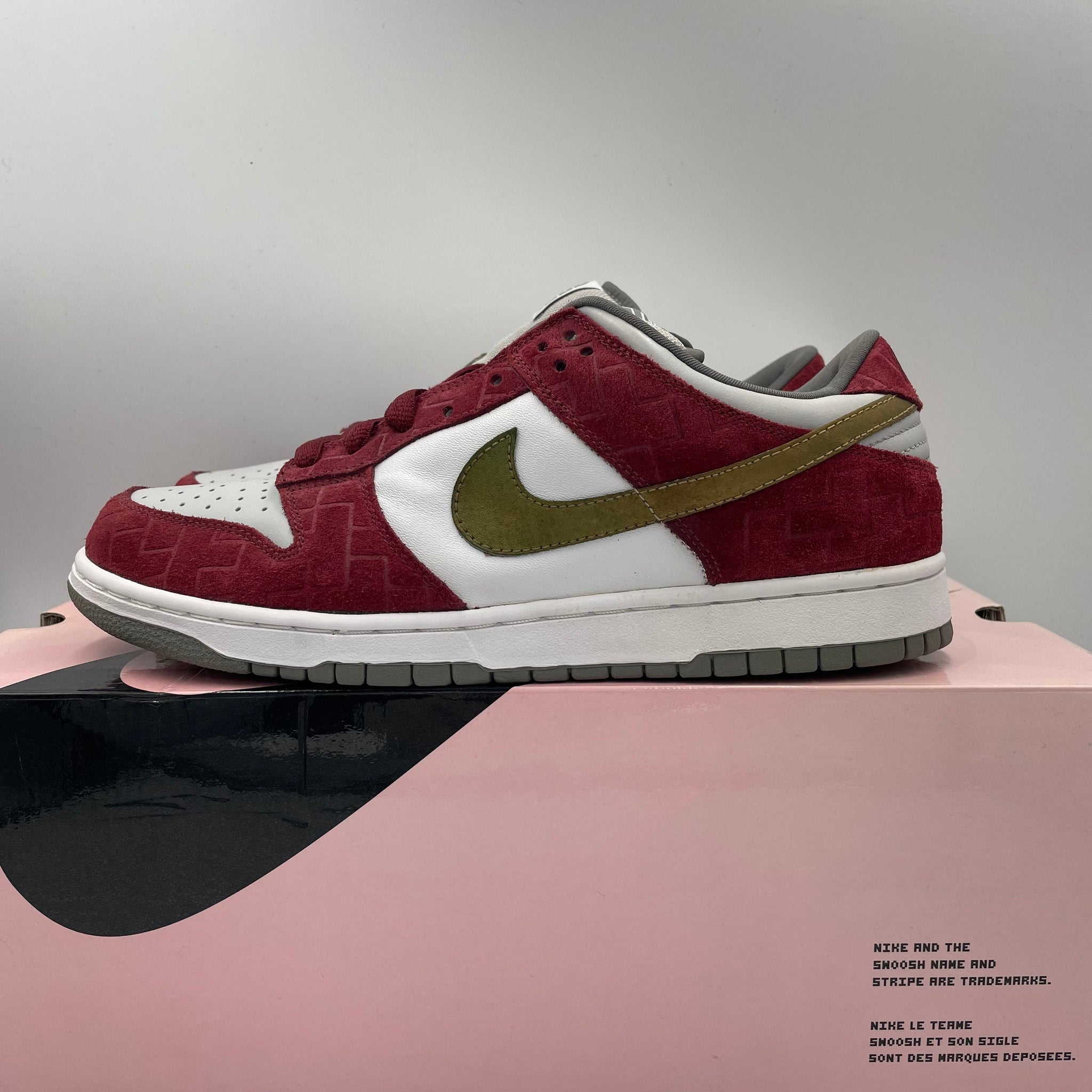 NIKE SB DUNK LOW PRO SB SHANGHAI 304292-112 – VINTAGESHOP 8055