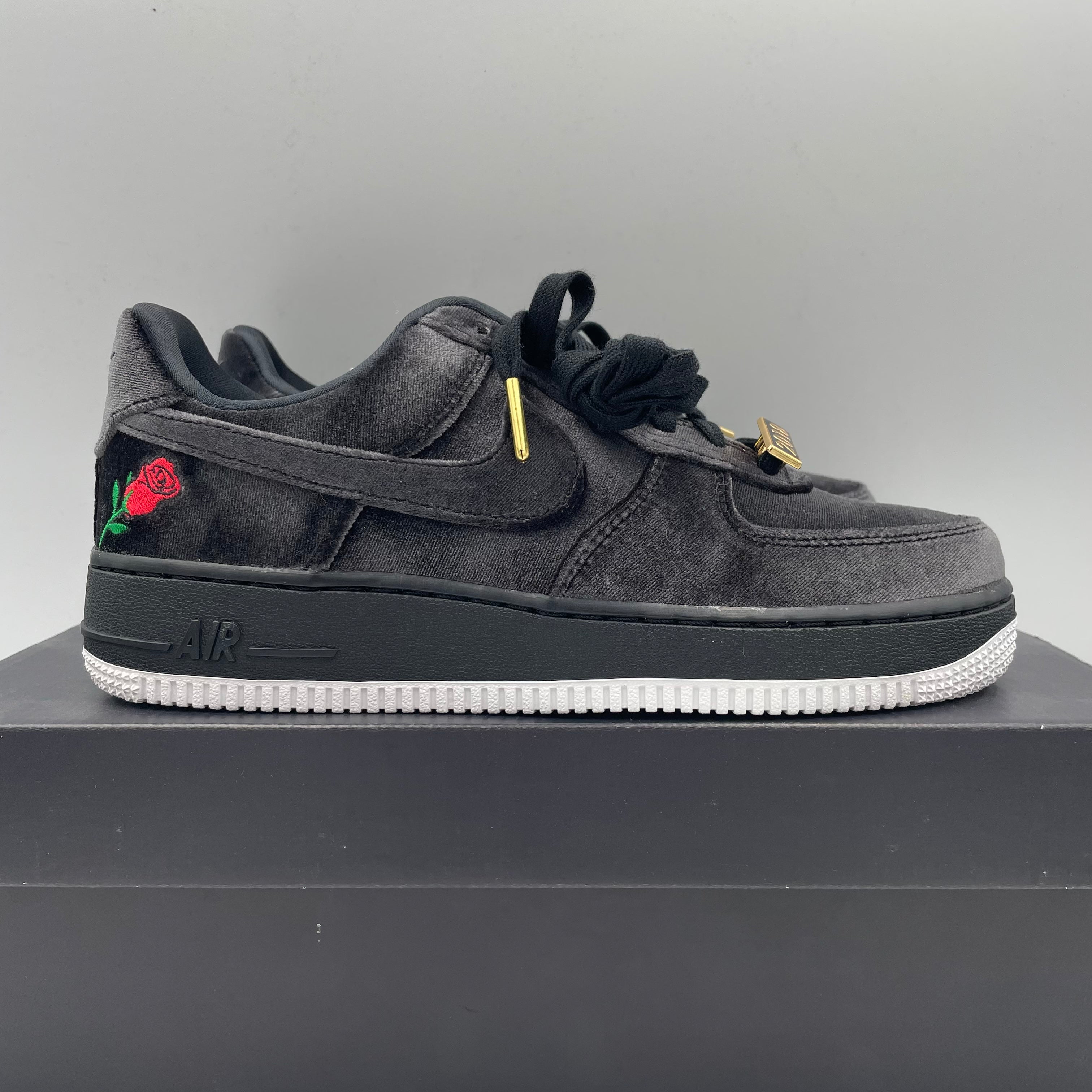 NIKE AIR FORCE 1 LOW ROSE VELVET – VINTAGE SHOP