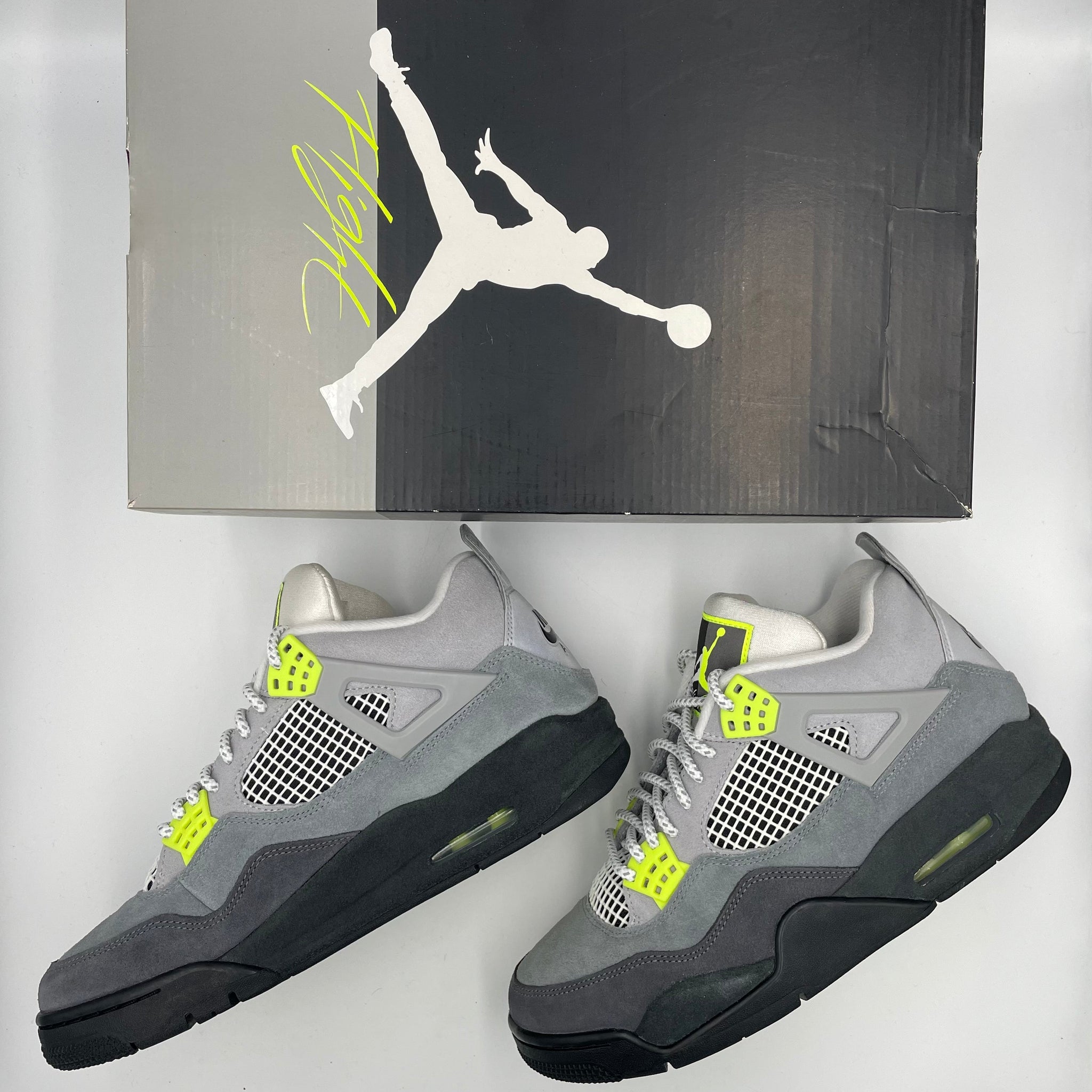 AIR JORDAN 4 RETRO SE COOL GREY/VOLT-WOLF GREY GRIS FRAIS/GRIS 