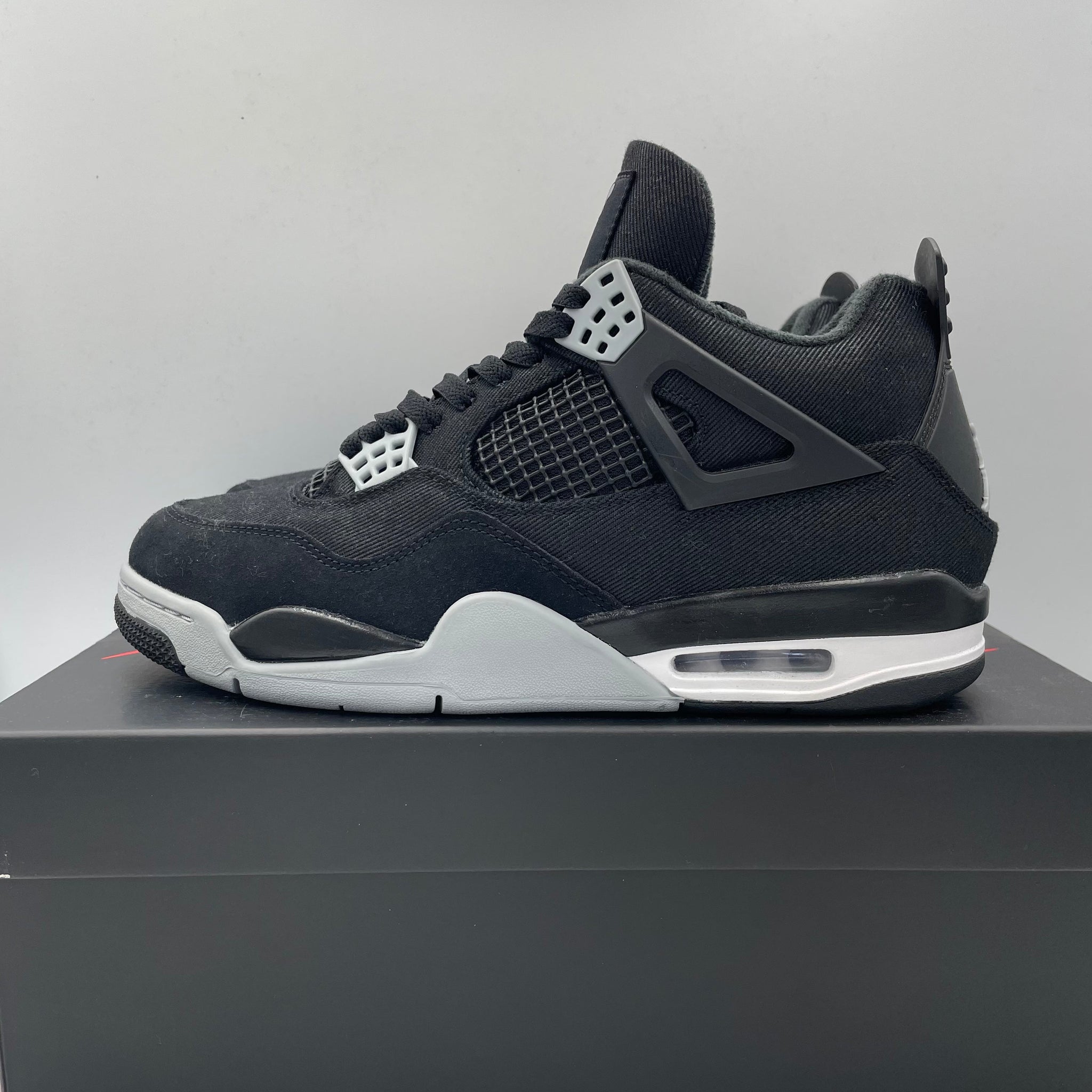 靴 NikeAirJordan4 \"Black and Light Steel\" Nike Air Jordan 4 SE 