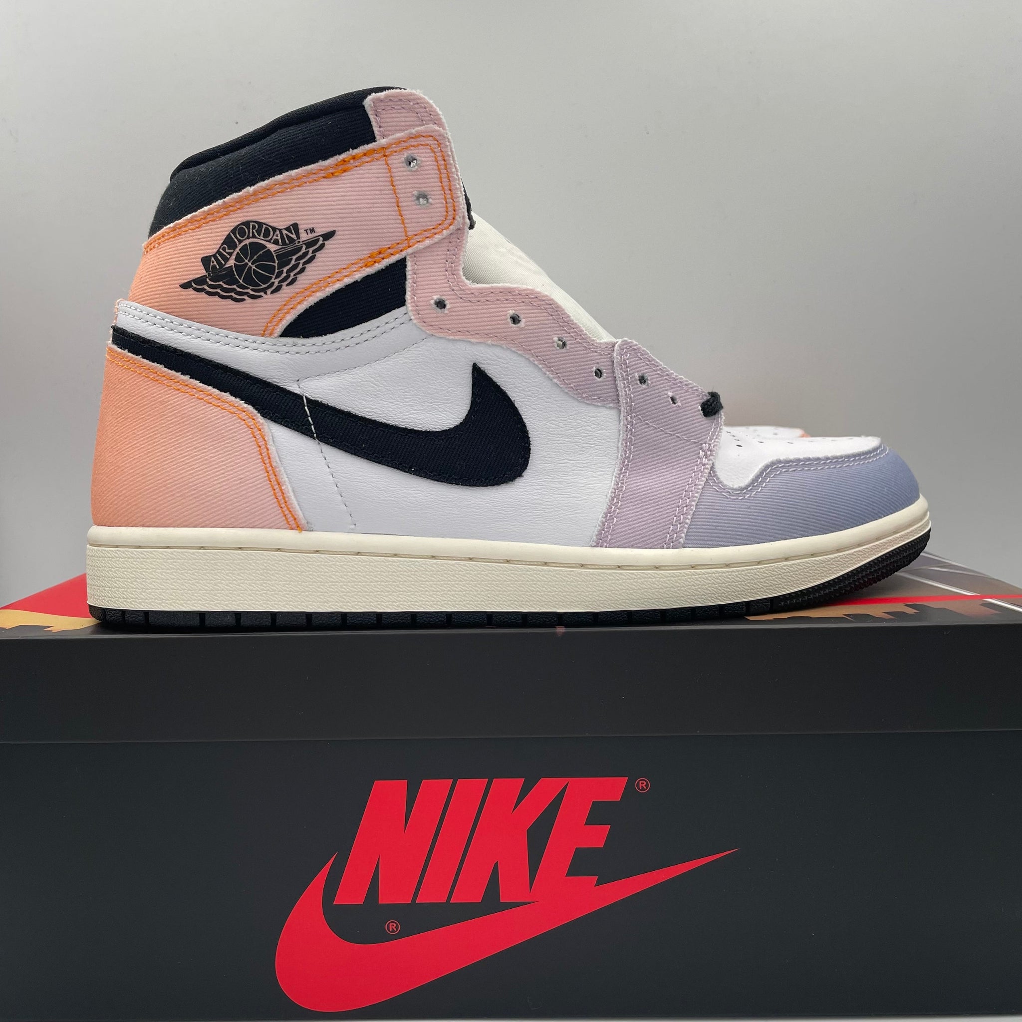 Nike Air Jordan 1 High OG 