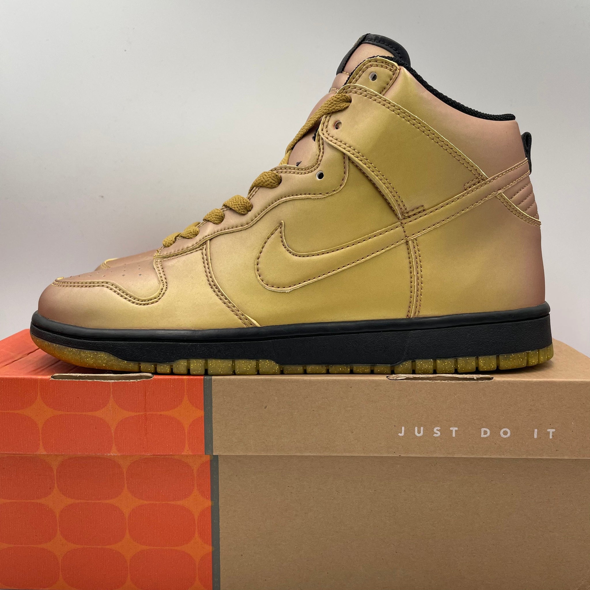 NIKE DUNK HIGH GOLD CHAMP PACK ナイキ スニーカー NIKE DUNK HIGH GOLD CHAMP PACK ナイキ スニーカー
