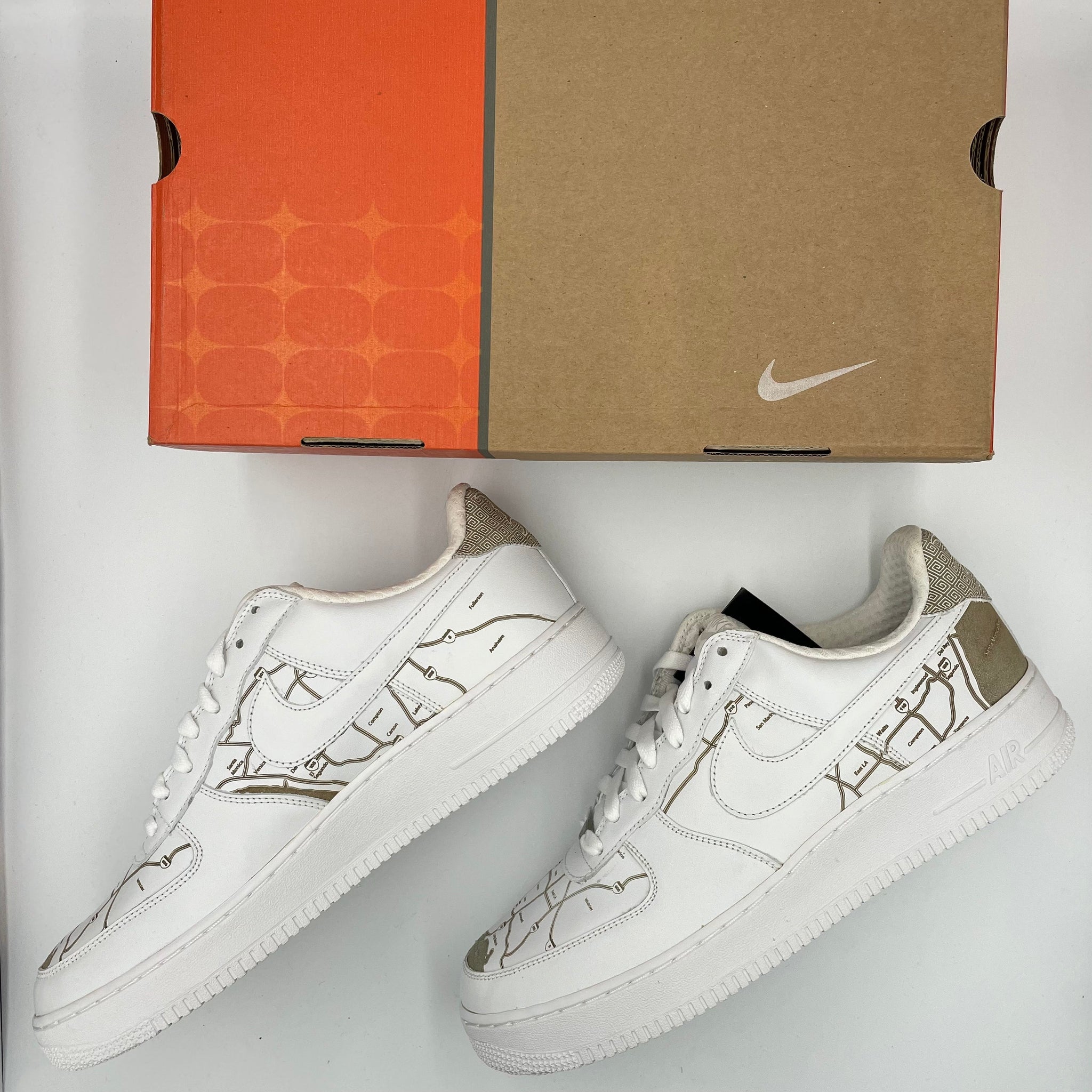AIR FORCE 1 PREMIUM WHITE/WHITE (LA) BLA/BLA 309096 114 
